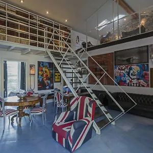  Gasthuis Loft Garibaldi Italië