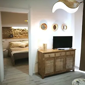 Amelia Apts & , Alguer Italia